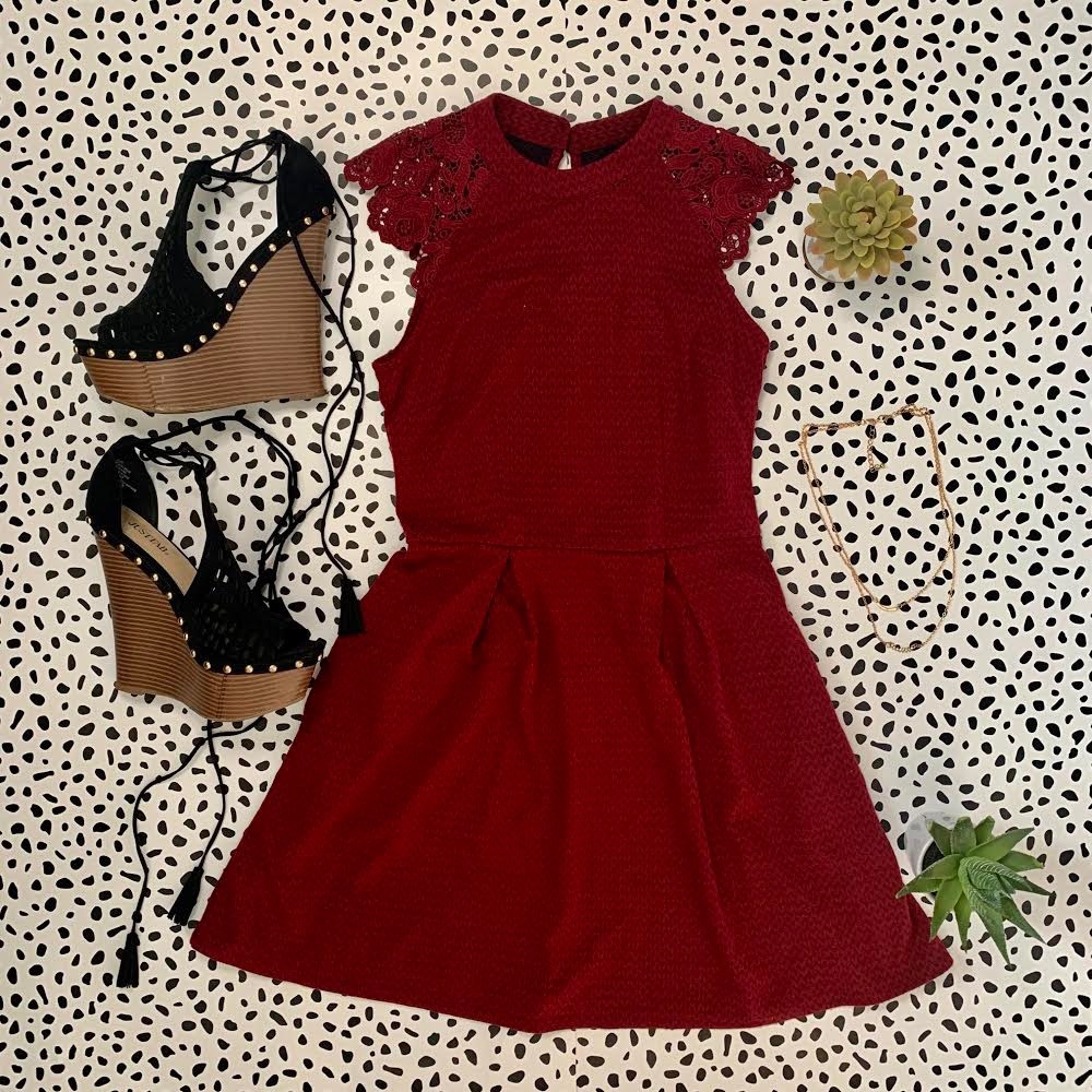 Speechless Women’s Red Lace Skater Dress | XXS